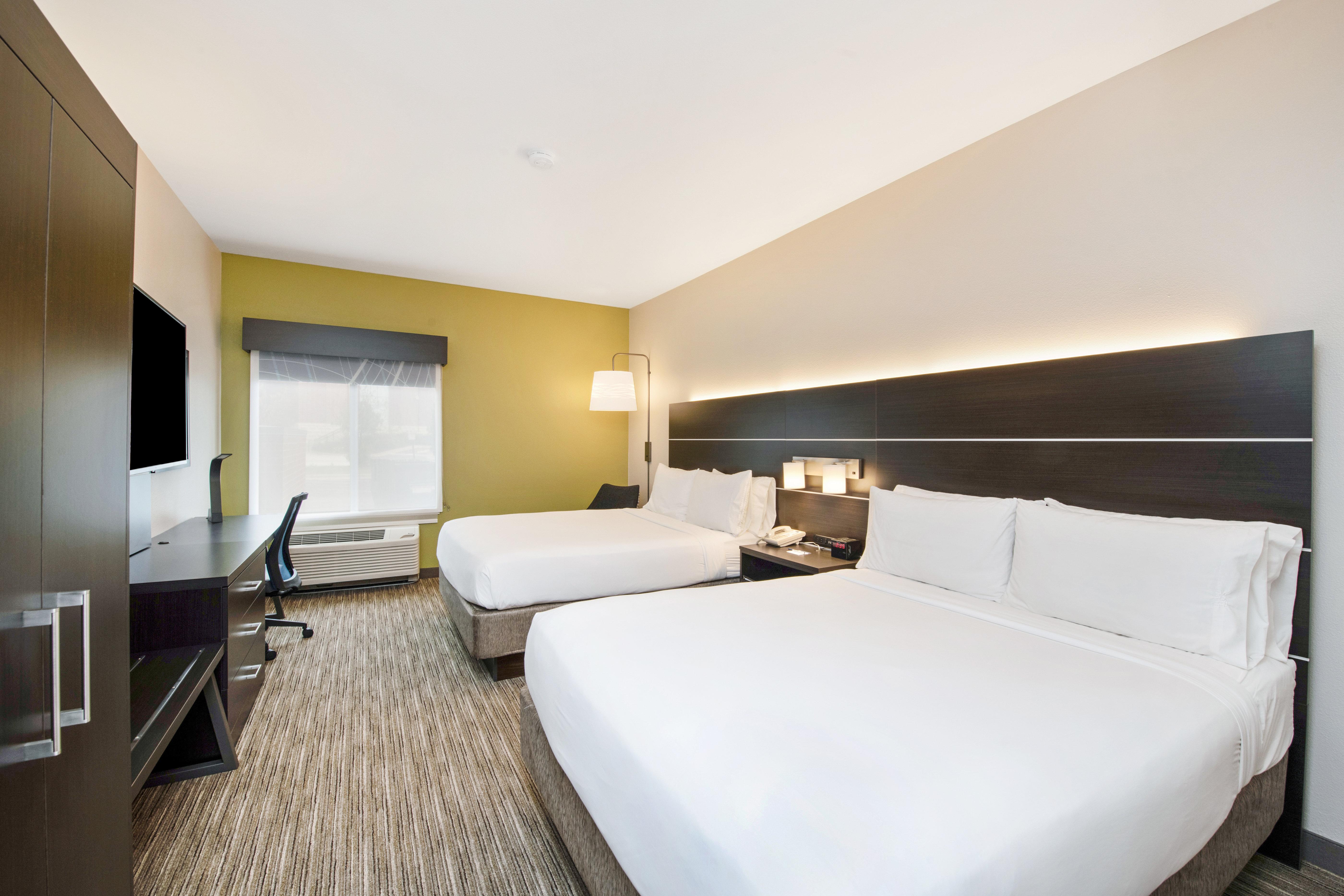 Holiday Inn Express - Delafield By Ihg Екстер'єр фото