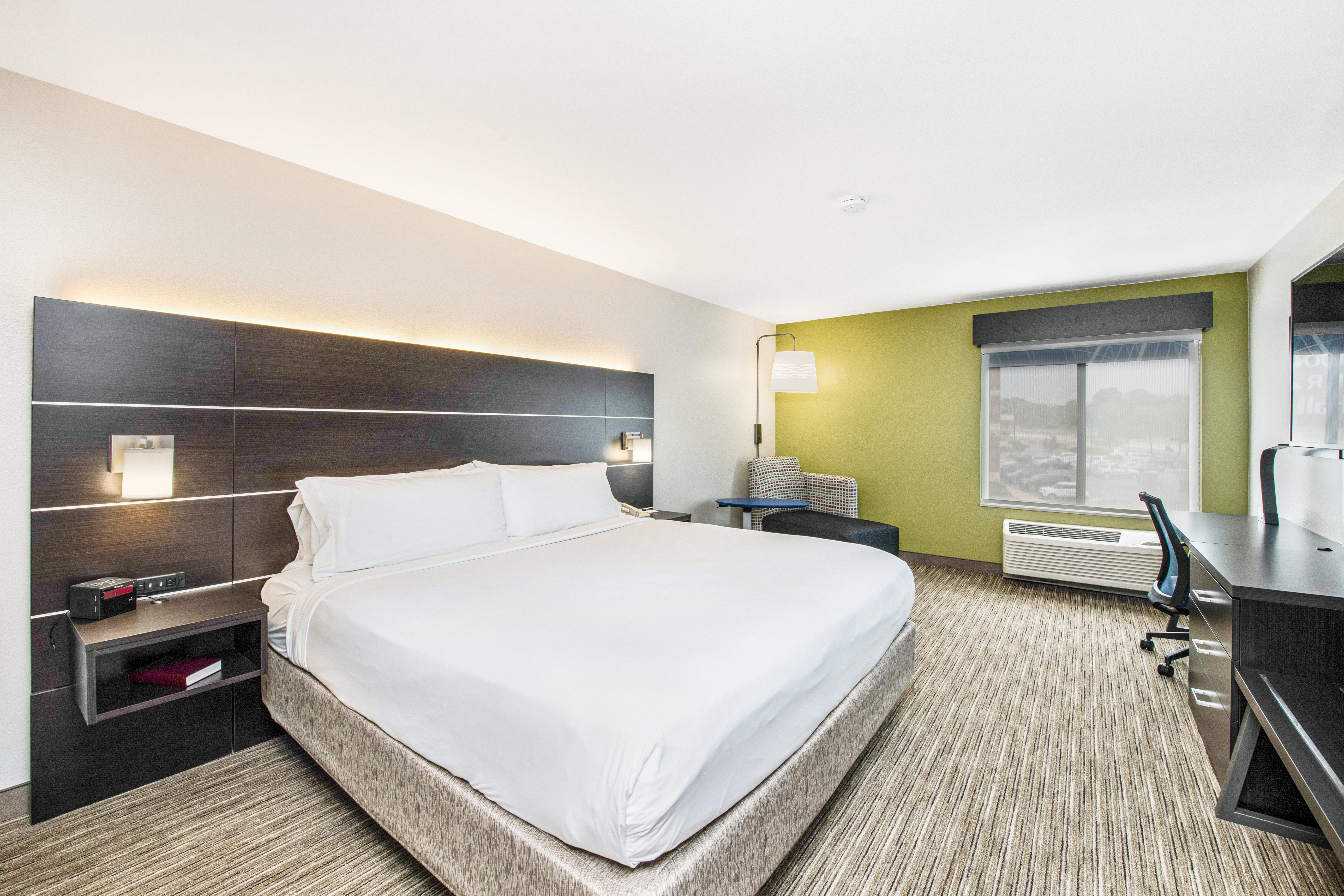 Holiday Inn Express - Delafield By Ihg Екстер'єр фото