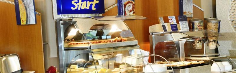 Holiday Inn Express - Delafield By Ihg Екстер'єр фото